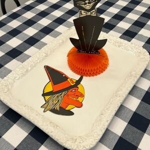 Halloween Witch and Honeycomb Black Cat